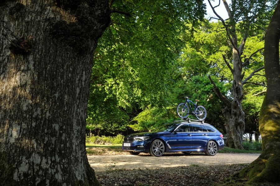  BMW 530d xDrive Touring M Sport (G31) 2017 года  (UK) (фото 19 из 40)